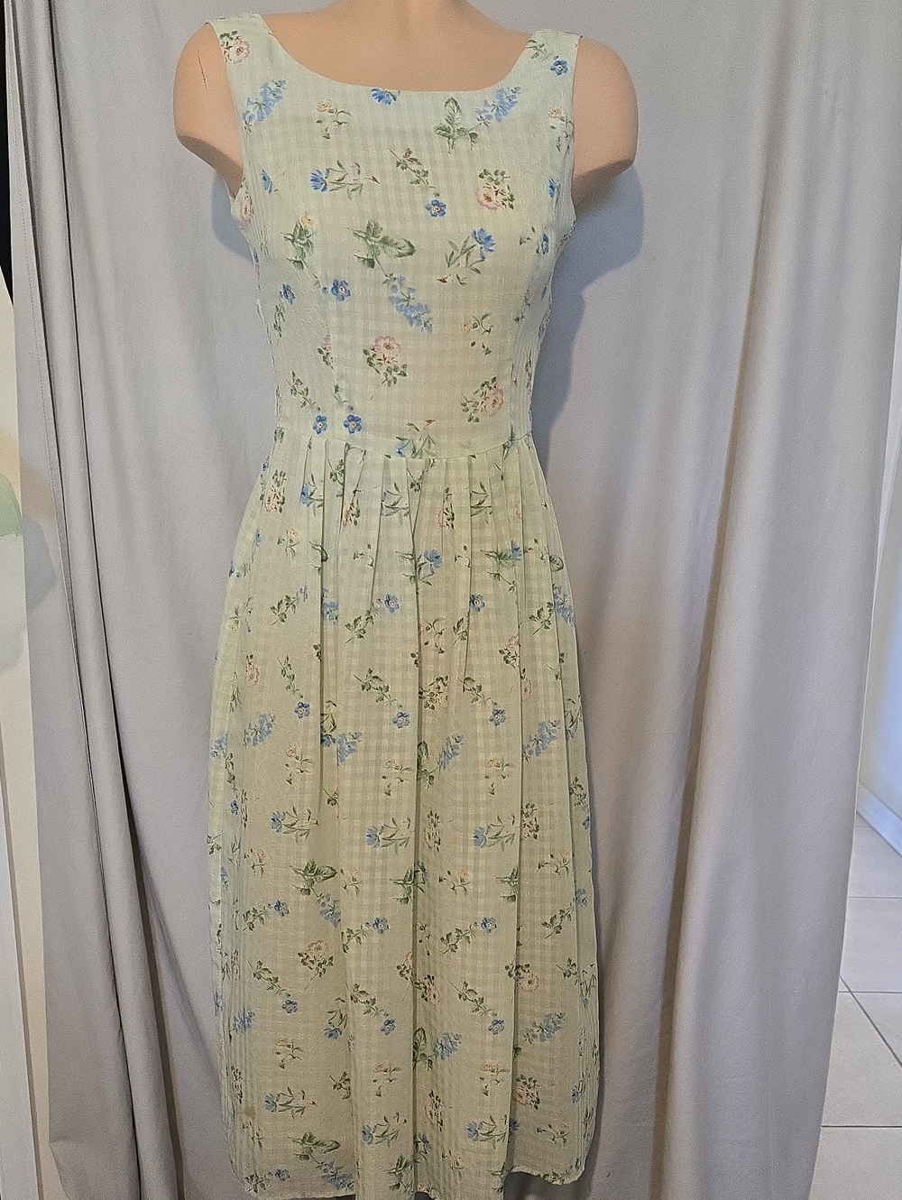 ÀVintage Petite Sophisticates Pail green gingham floral cottagecore dress 4